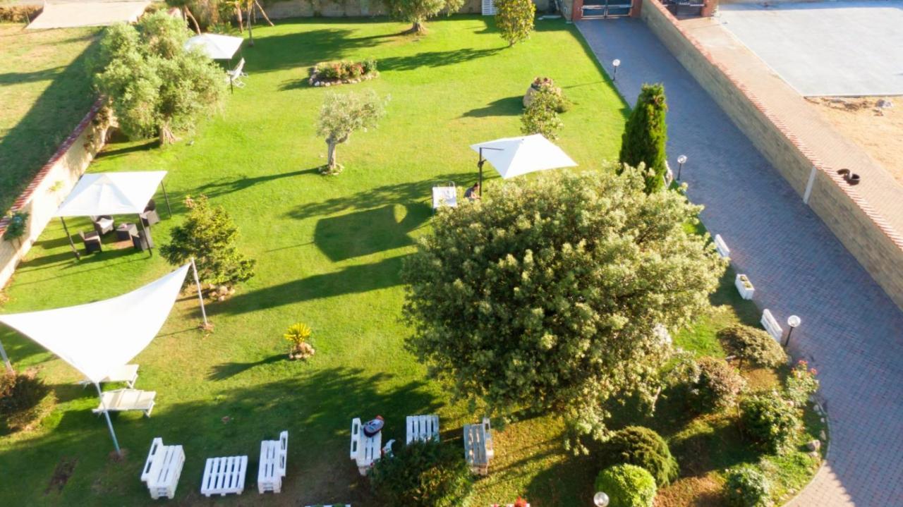 לדיספולי Villa Elegance מראה חיצוני תמונה